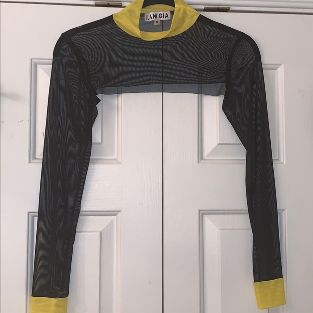 I am Gia overthrow top